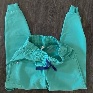 Figs Zamora scrub pants